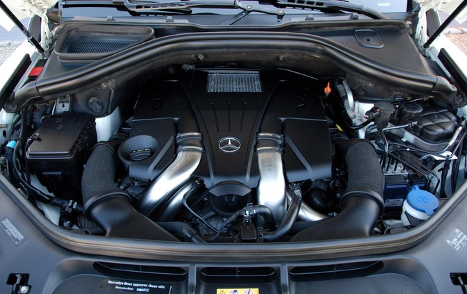 Mercedes-Benz GL cena 119900 przebieg: 179000, rok produkcji 2013 z Katowice małe 781